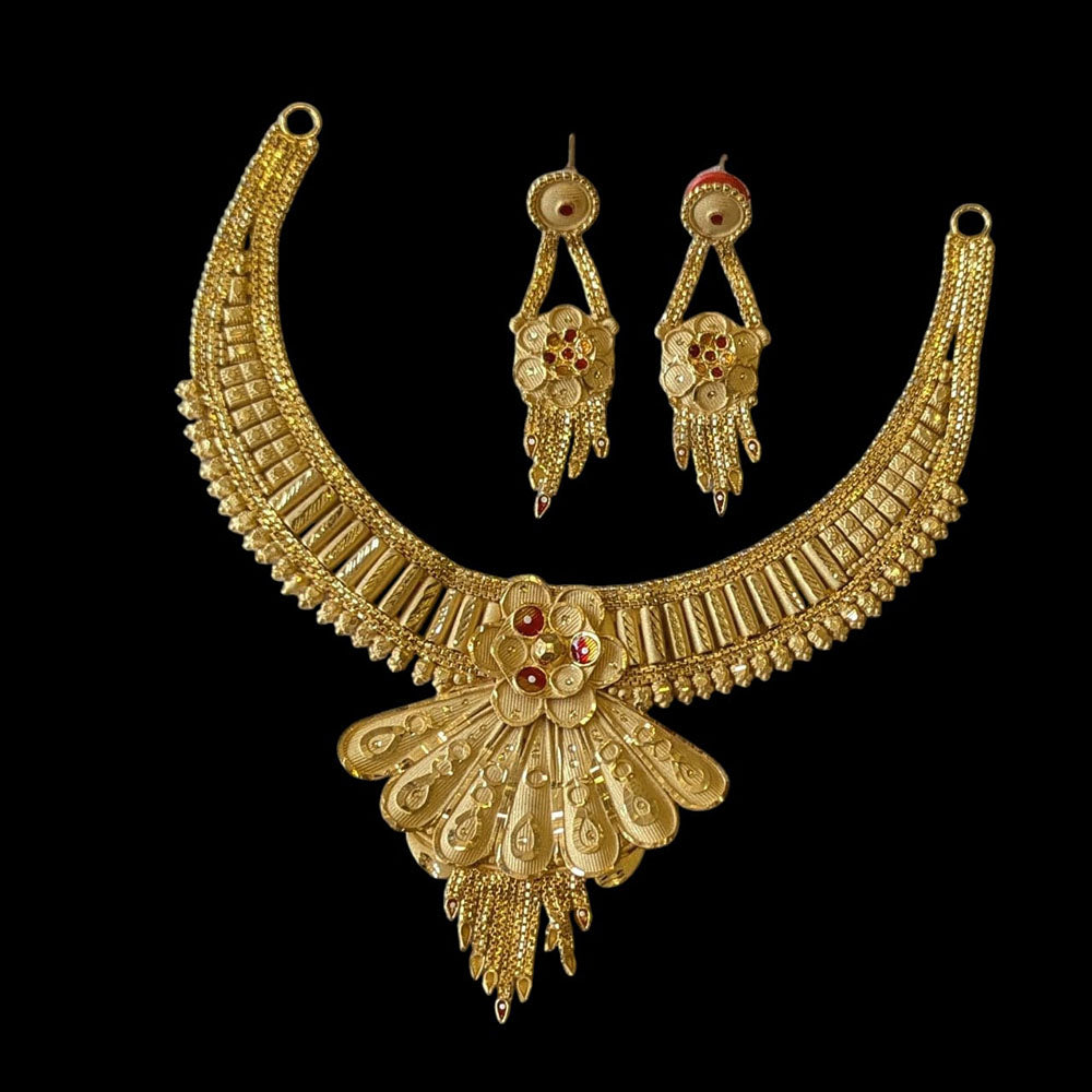 Shipra Gold Forming Necklace Set