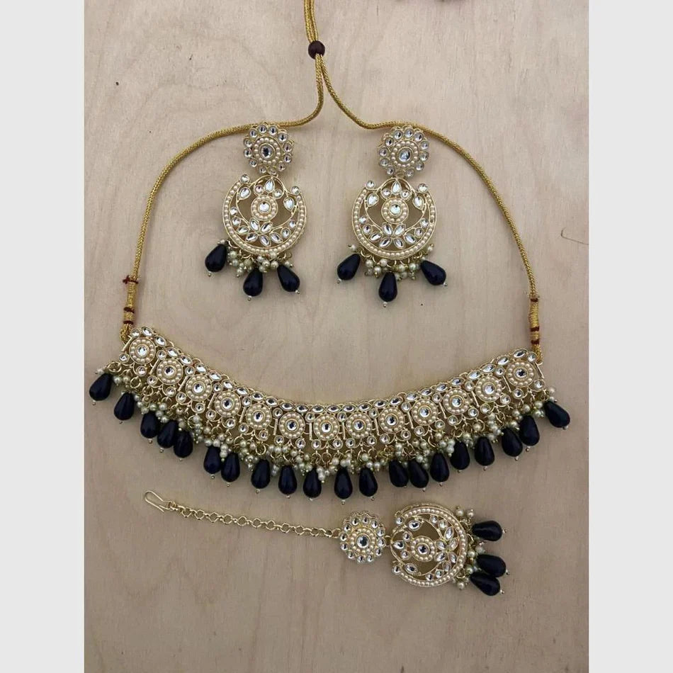 Darshana Jewels Kundan Stone Pearl And Beads Choker Necklace Set