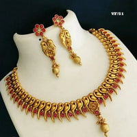Darshana Jewels Exclusive Pota Stone And Pearl Necklace Set