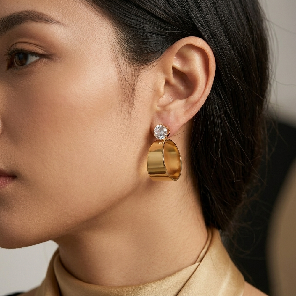 Urthn Gold Plated Austrian Stone Round Shape Earrings (Pack of 6)