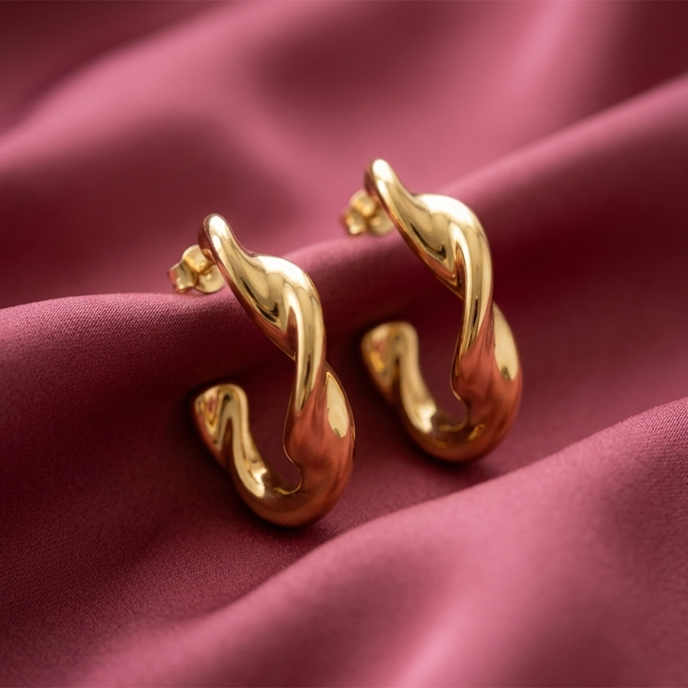 Urthn  Stylish Gold Plated Twisted  Stud Earrings 