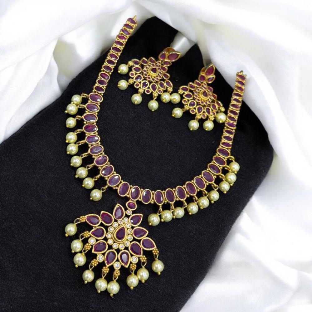 Sona Covering Gold Plated Pota Stone And Beads Necklace Set