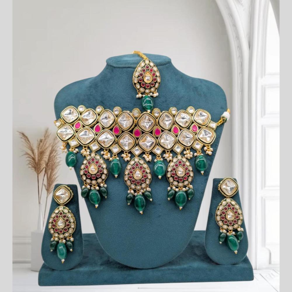 Sona Covering Gold Plated Kundan Stone And Pearl Choker Necklace Set