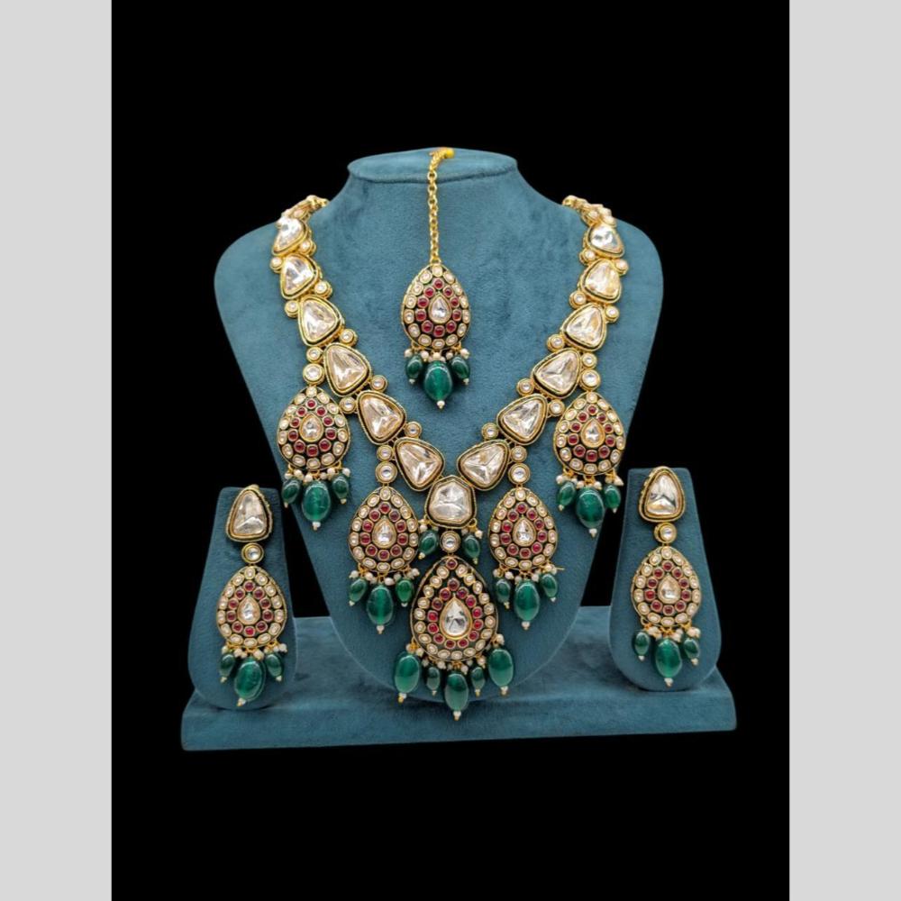 Sona Covering Gold Plated Kundan Stone And Pearl Necklace Set