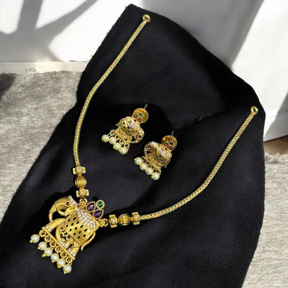 Sona Covering Gold Plated Austrain Stone And Pearl Necklace Set