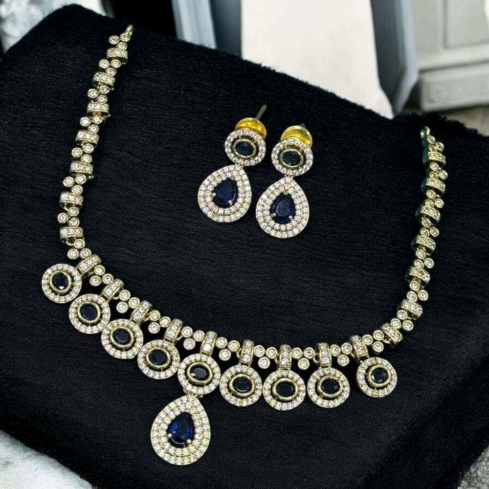 Sona Covering Crystal Stone And Austrian Stone Necklace Set
