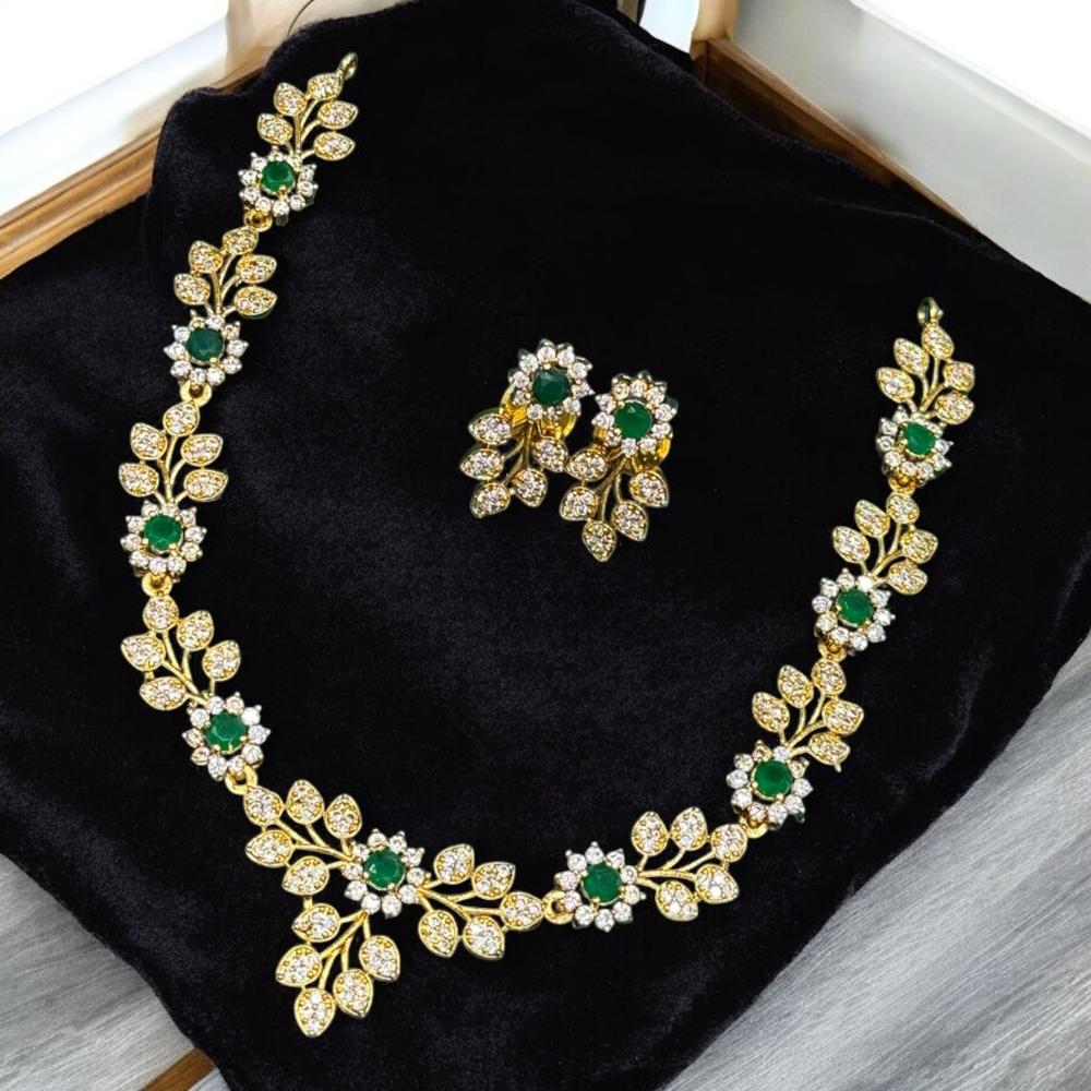 Sona Covering Crystal Stone Stone Necklace Set