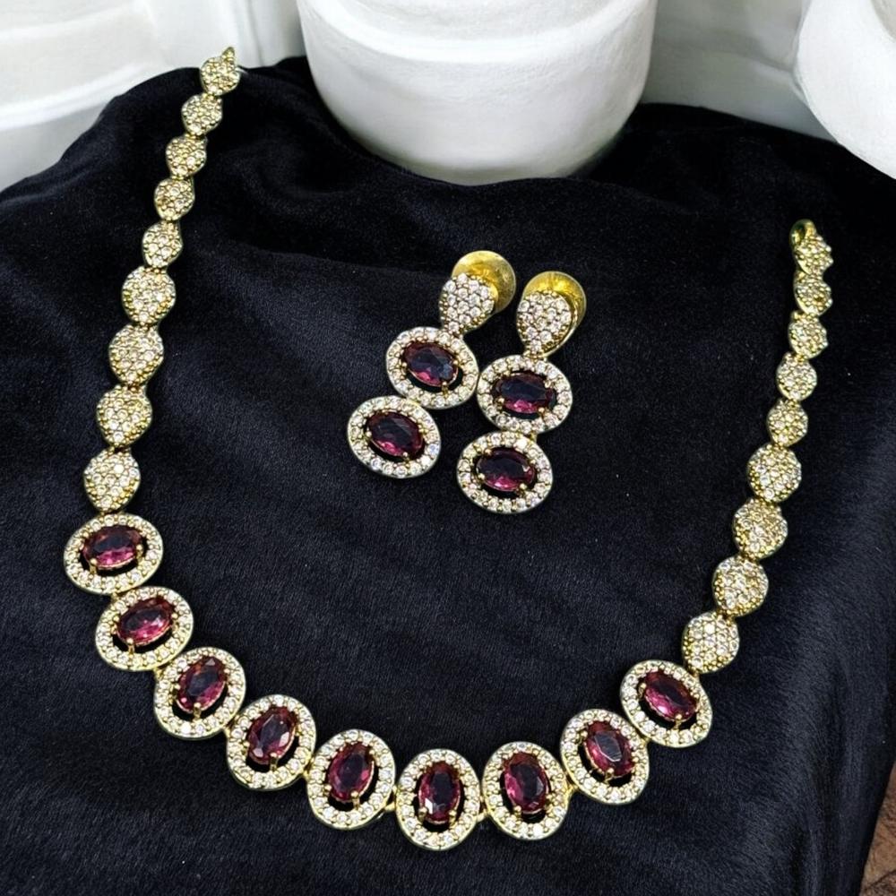 Sona Covering Crystal Stone Stone Necklace Set