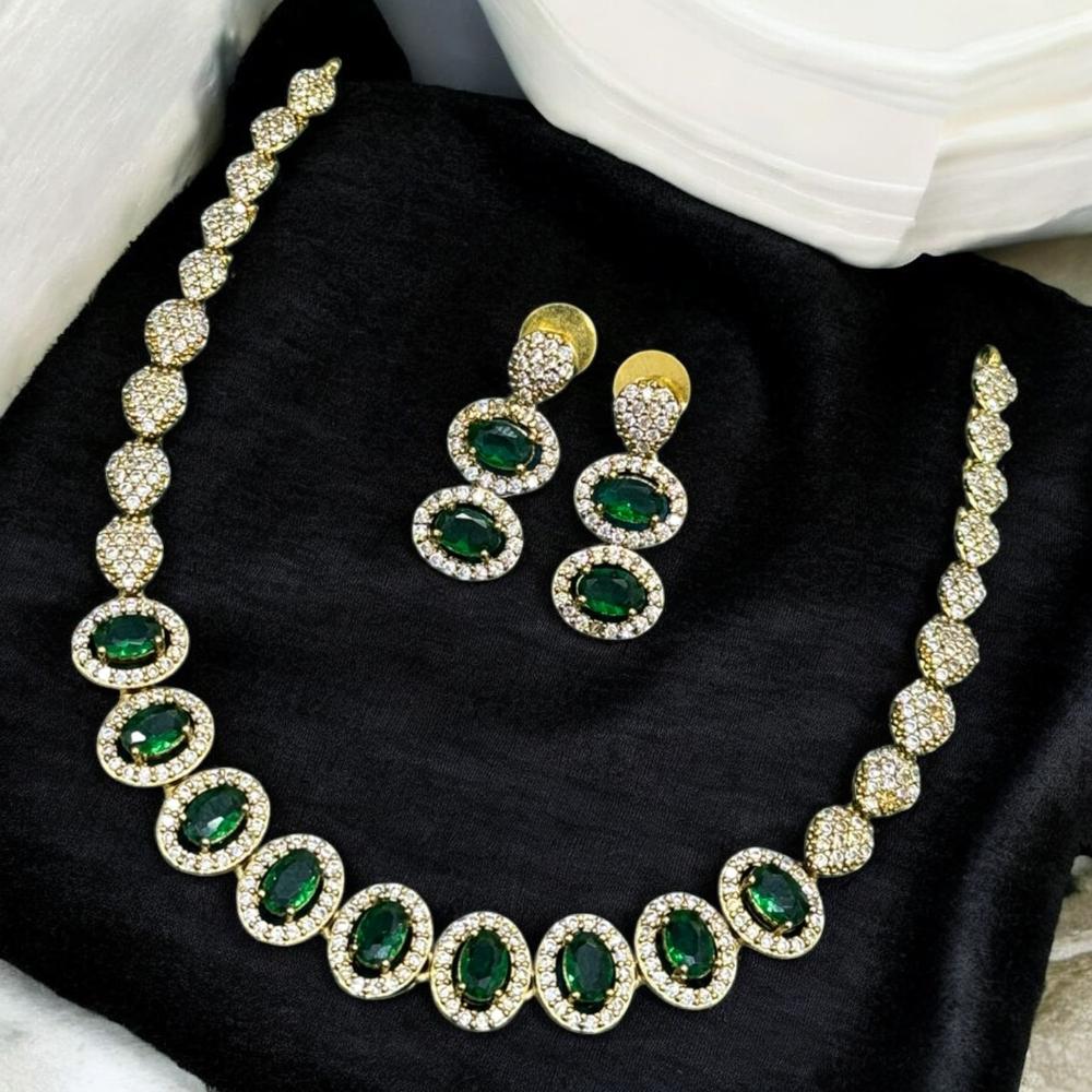 Sona Covering Crystal Stone Stone Necklace Set