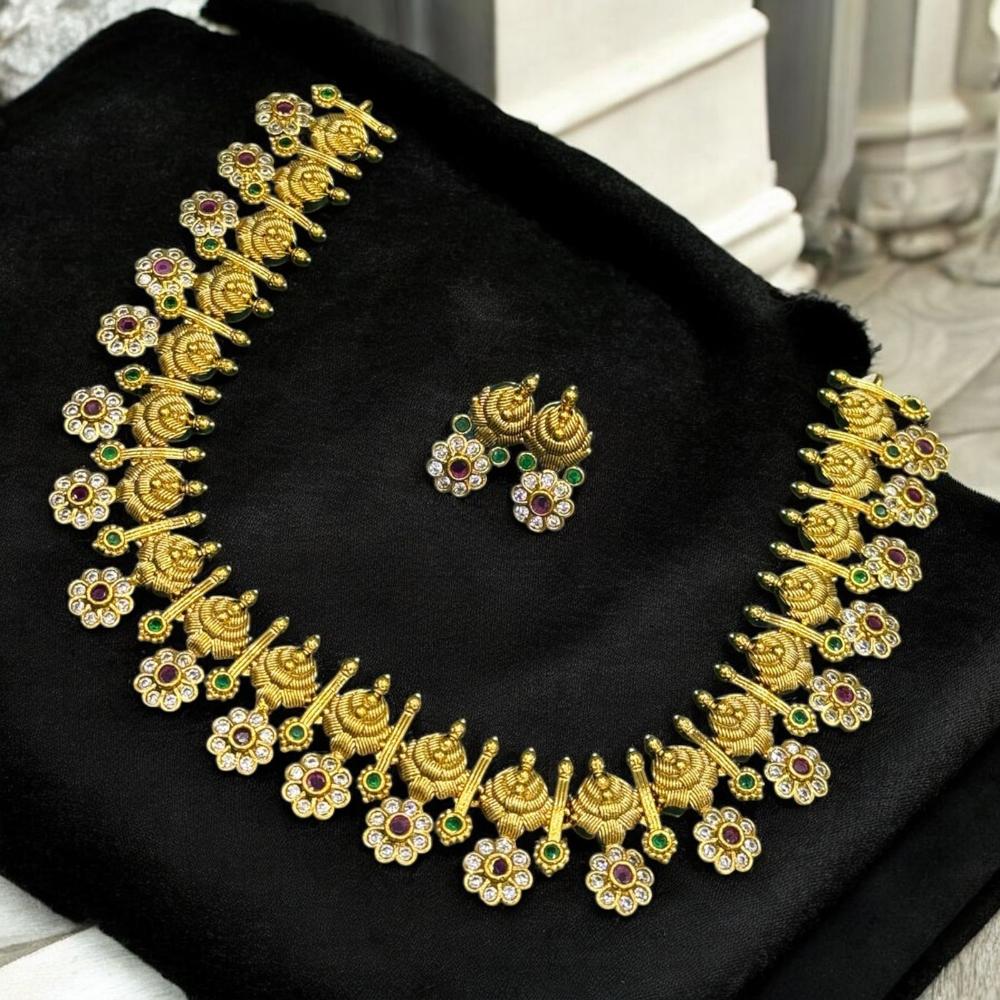 Sona Covering Austrian Stone Stone Necklace Set