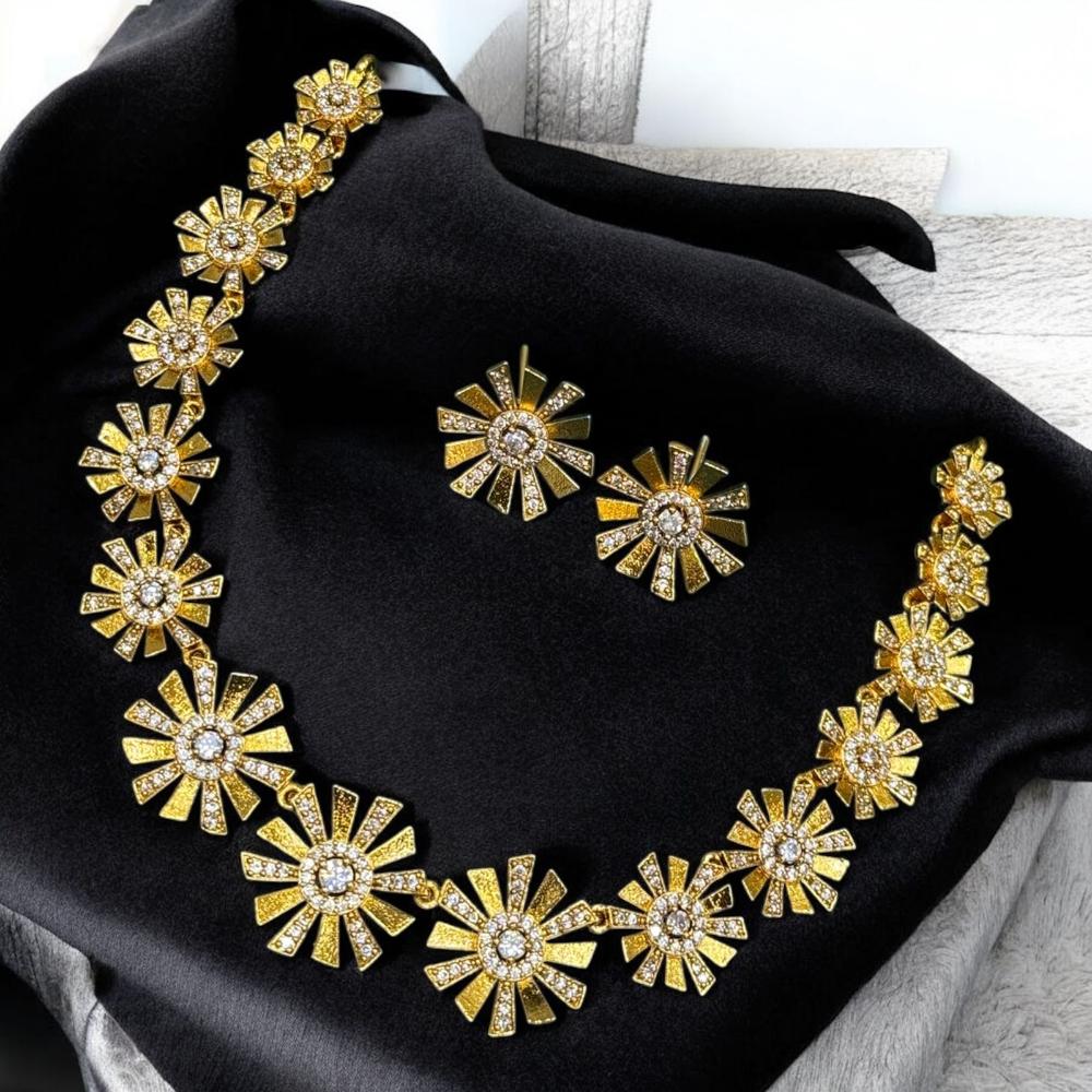 Sona Covering Austrian Stone Stone Necklace Set