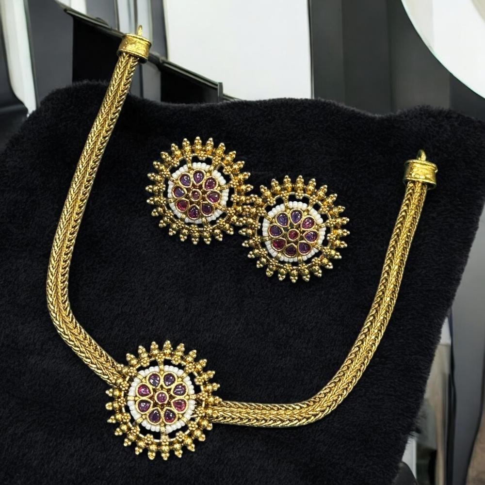 Sona Covering Pota Stone Stone Choker Necklace Set