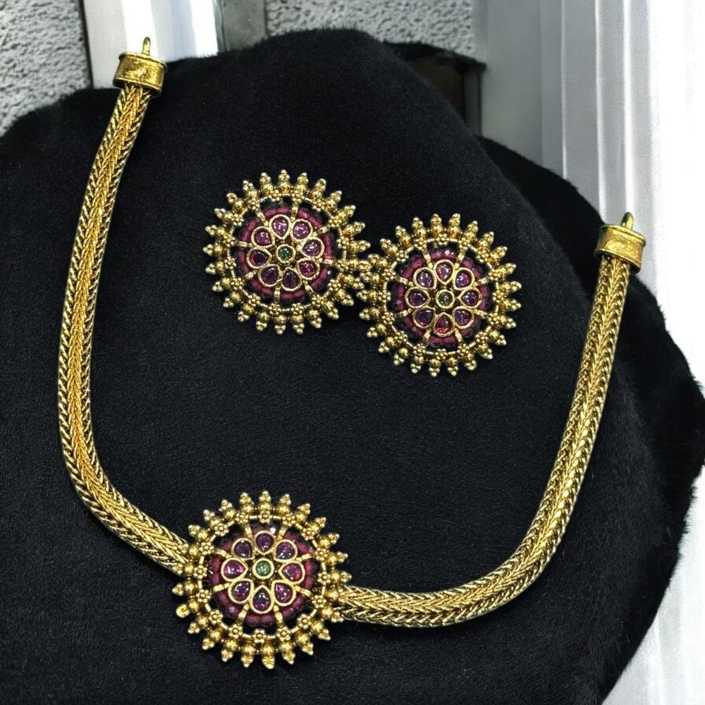 Sona Covering Pota Stone Stone Choker Necklace Set