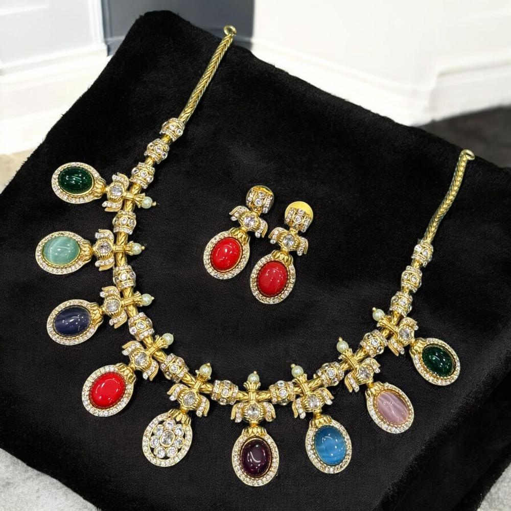 Sona Covering Elegant Pota And Austrian Stone Necklace Set