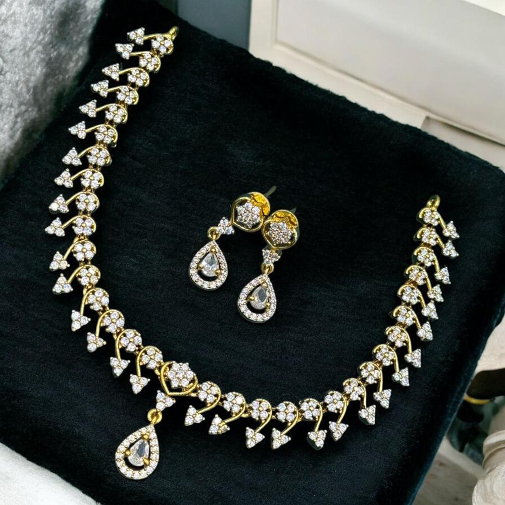 Sona Covering Shadi Glam Austrian Stone Urban Royal Necklace Set