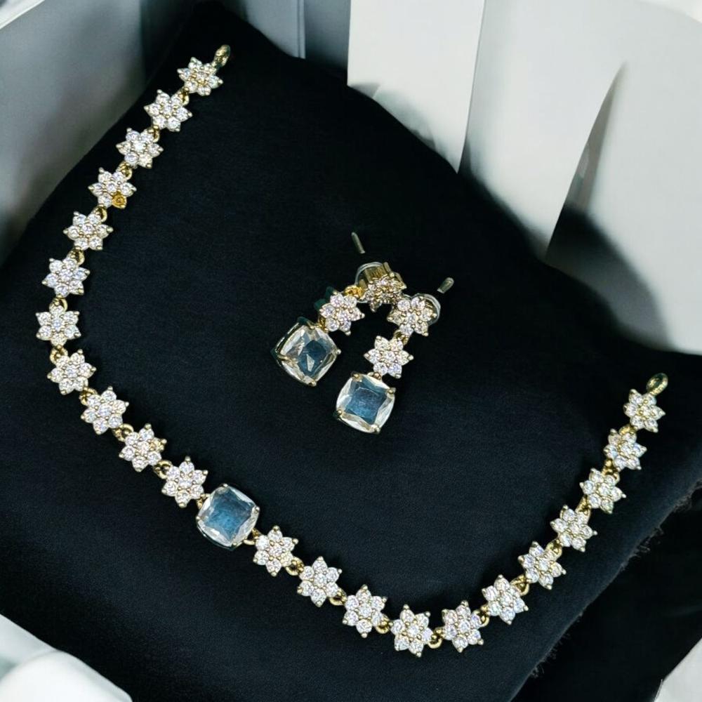 Sona Covering Sparkle Fusion Pota Stone And Austrian Stone Necklace Set