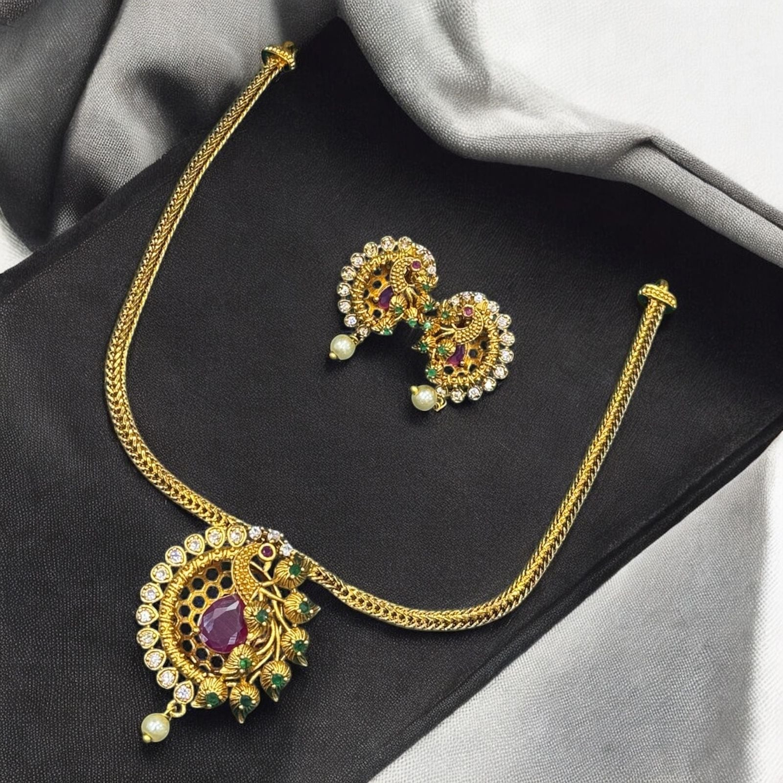 Sona Covering Royal Radiance Pota And Pearl Necklace Set