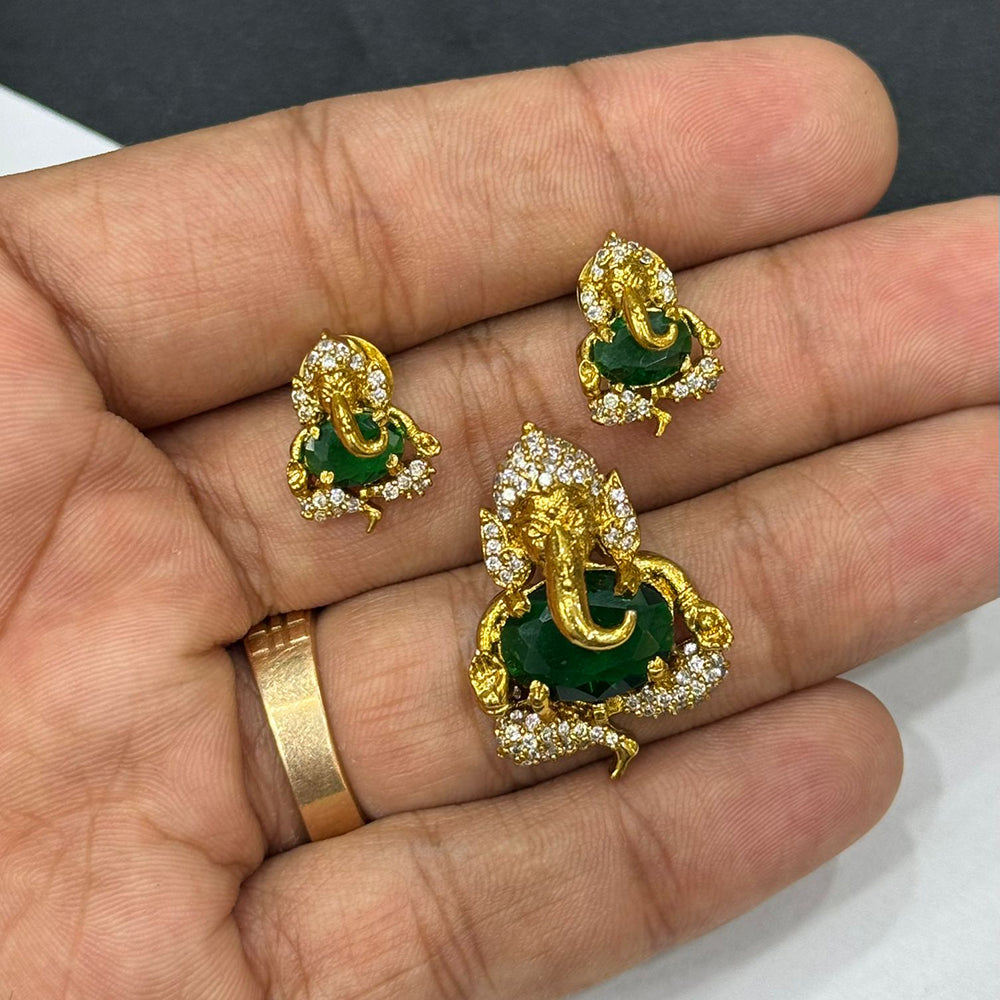 Sona Covering Load Ganesha Idol with Crystal Stone Pendant Set