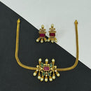 Sona Covering Royal Elegance Pota Stone with Pearl Necklace Set