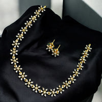 Sona Covering Heritage Austrian Stone Necklace Set