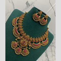 Sona Covering Delicate Pota Stone And Pearl Necklace Set