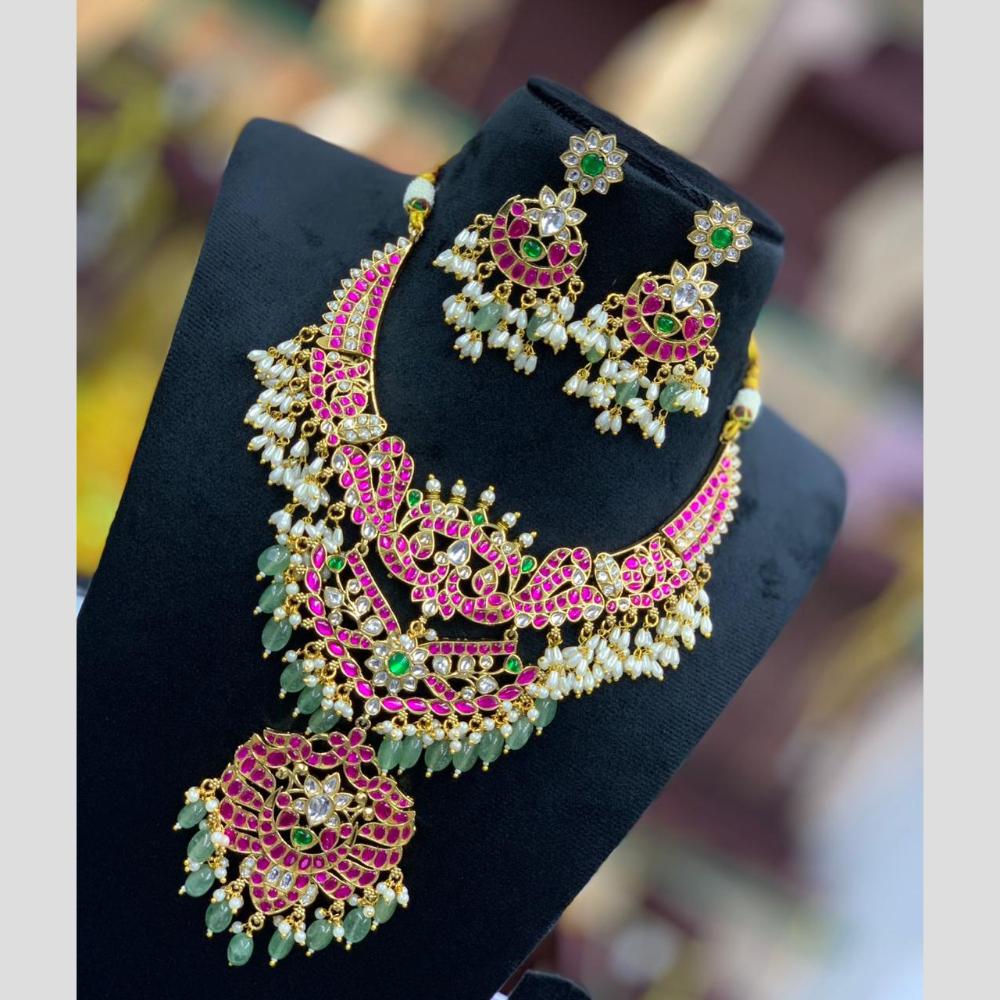 Sona Covering Delicate Pota Stone And Pearl Necklace Set
