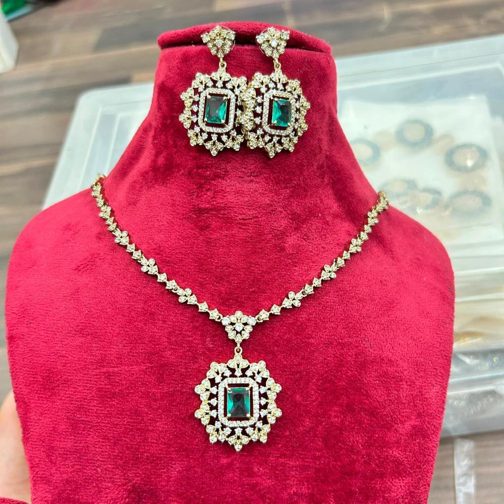 Sona Covering Glamorous Crystal Stone And Austrain Stone Necklace Set