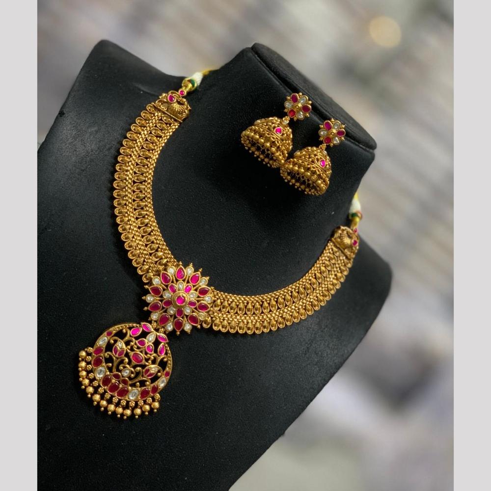 Sona Covering Luxury  Pota Stone Pearl And Beads Necklace Set