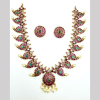 Sona Covering Delicate Pota Stone And Pearl Necklace Set