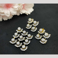 Sona Covering Delicate Austrian Stone Pendant Set For Women