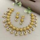 Sona Covering Elegant Pota Stone And Pearl Necklace Set