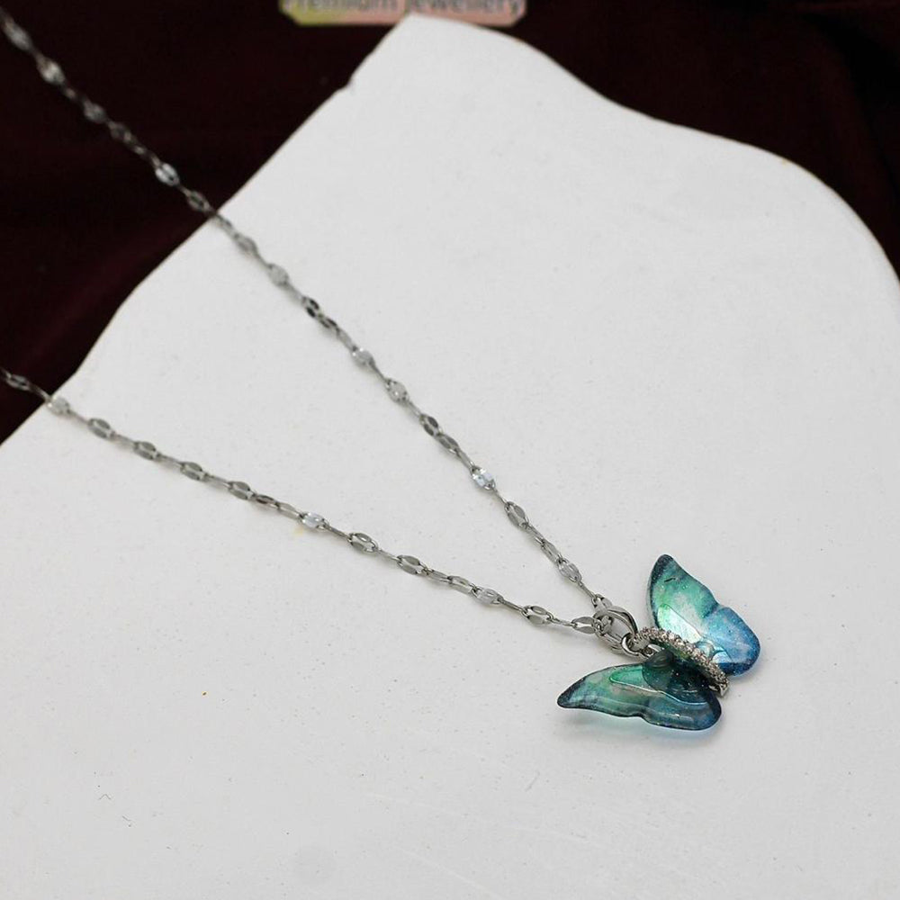 Klitz Silver Plated Stunning Fashion Butterfly Shape Chain Pendant