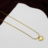 Klitz Stunning  Gold Plated Heart Shape Chain Pendant