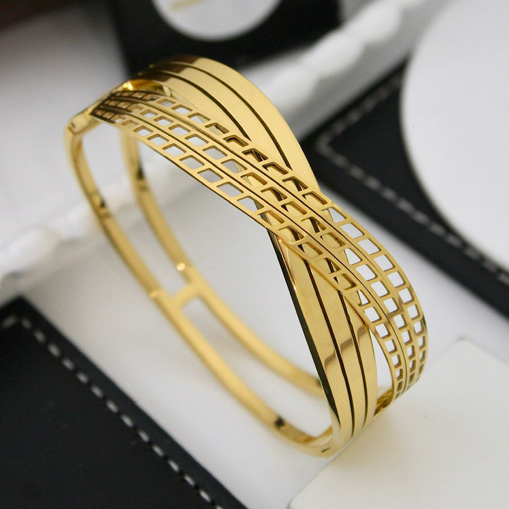 Klitz Sleek Polished Finish Designer Openable Bracelet