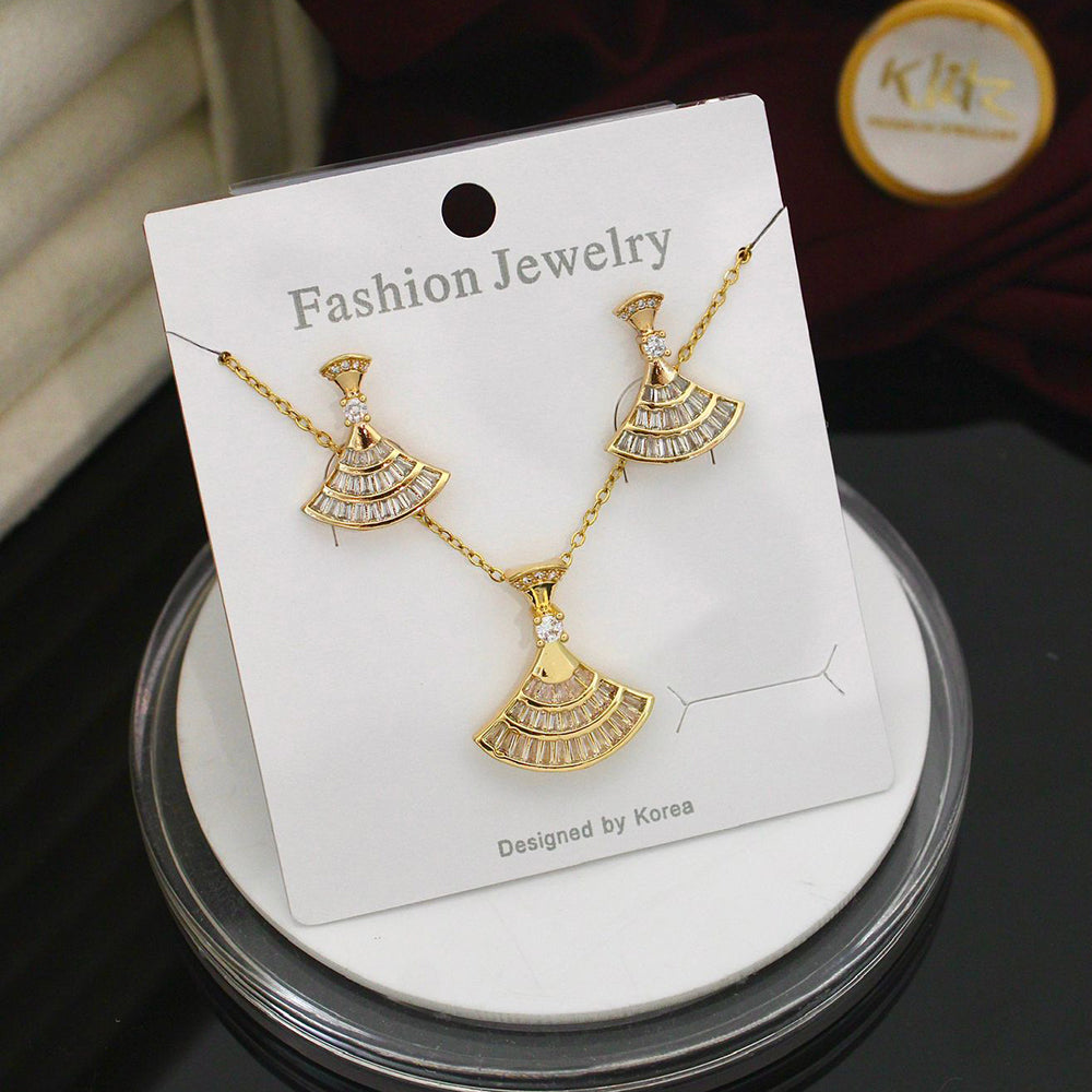 Klitz Classic Stainless Steel  Crystal Stone Chain Pendant Set (Pack of 12)