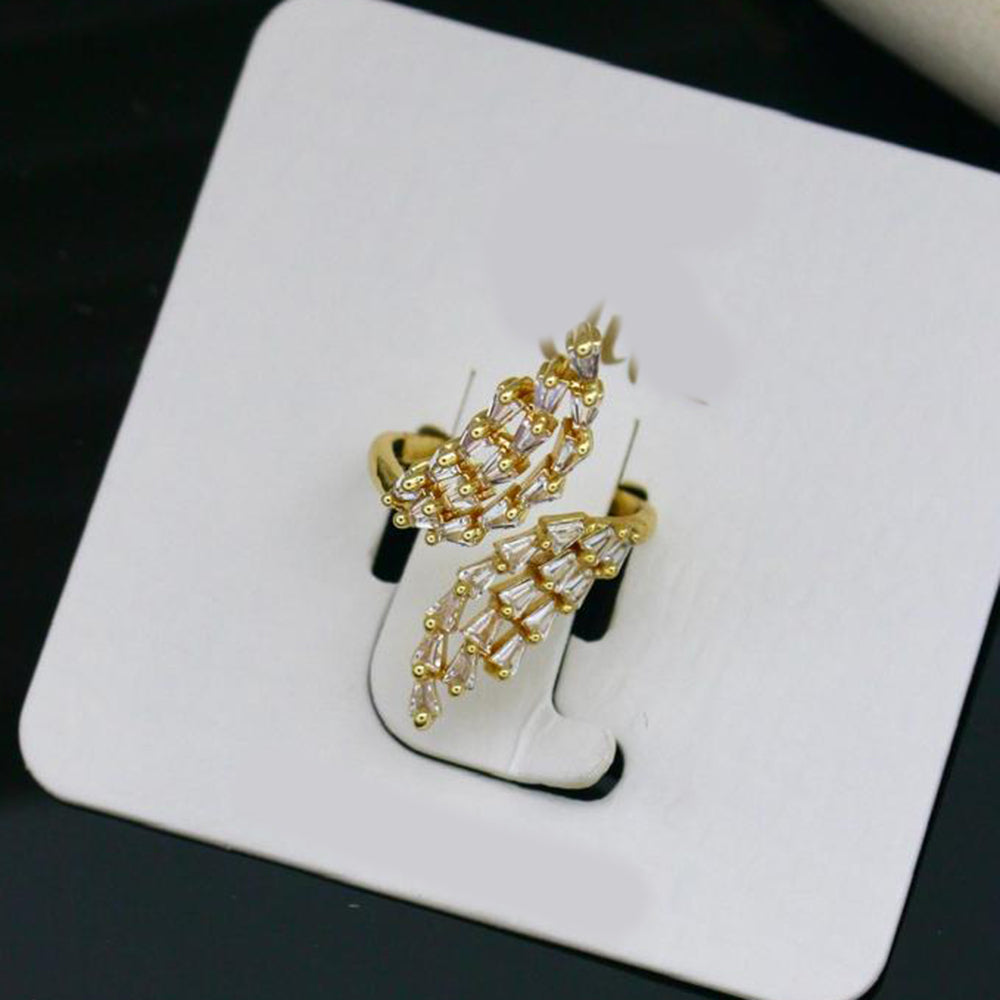 Klitz Sparkling Crystal Stone Cocktail Ring