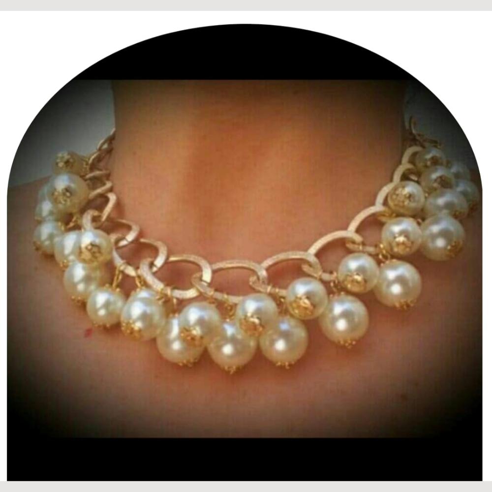 Dhirish International Classic Pearl Jewellery Necklace