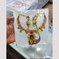 Tanish Art Jewellery Gold Plated Pota Stone Choker Necklace Set
