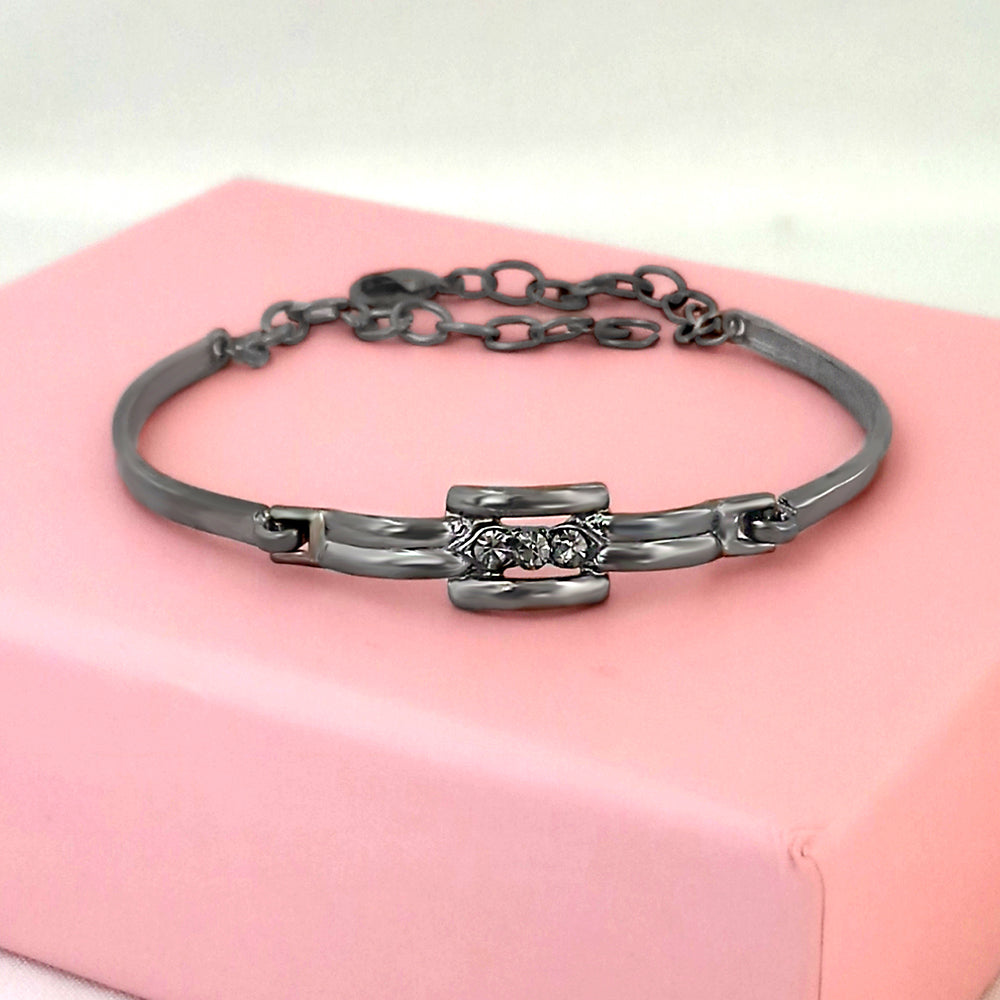 Urthn Black Plated Austrian Stone Bracelet - 1400554 (Pack Of 6)