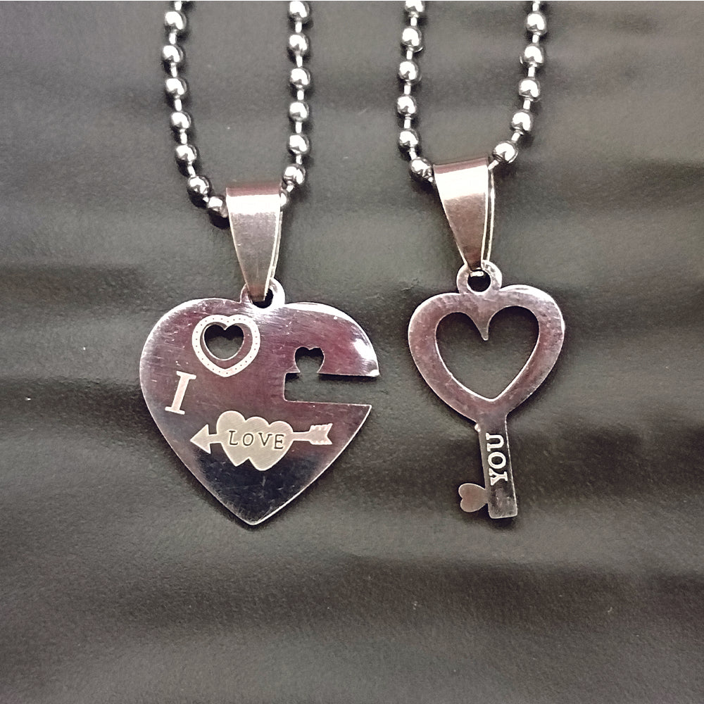 Urthn Love Key Heart Shape Chain Pendant- 1404876 (Pack Of 6)