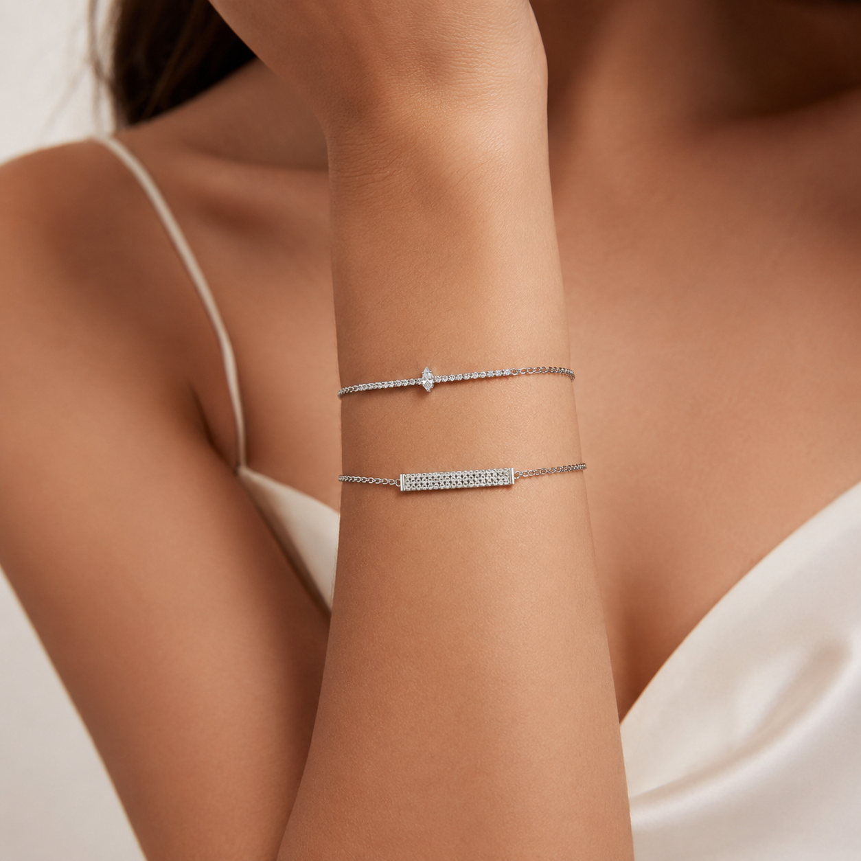 Urthn Silver Plated Crystal Stone Bracelet(Pack of 6)