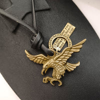 Urthn Eagle Thread Pendent For Men