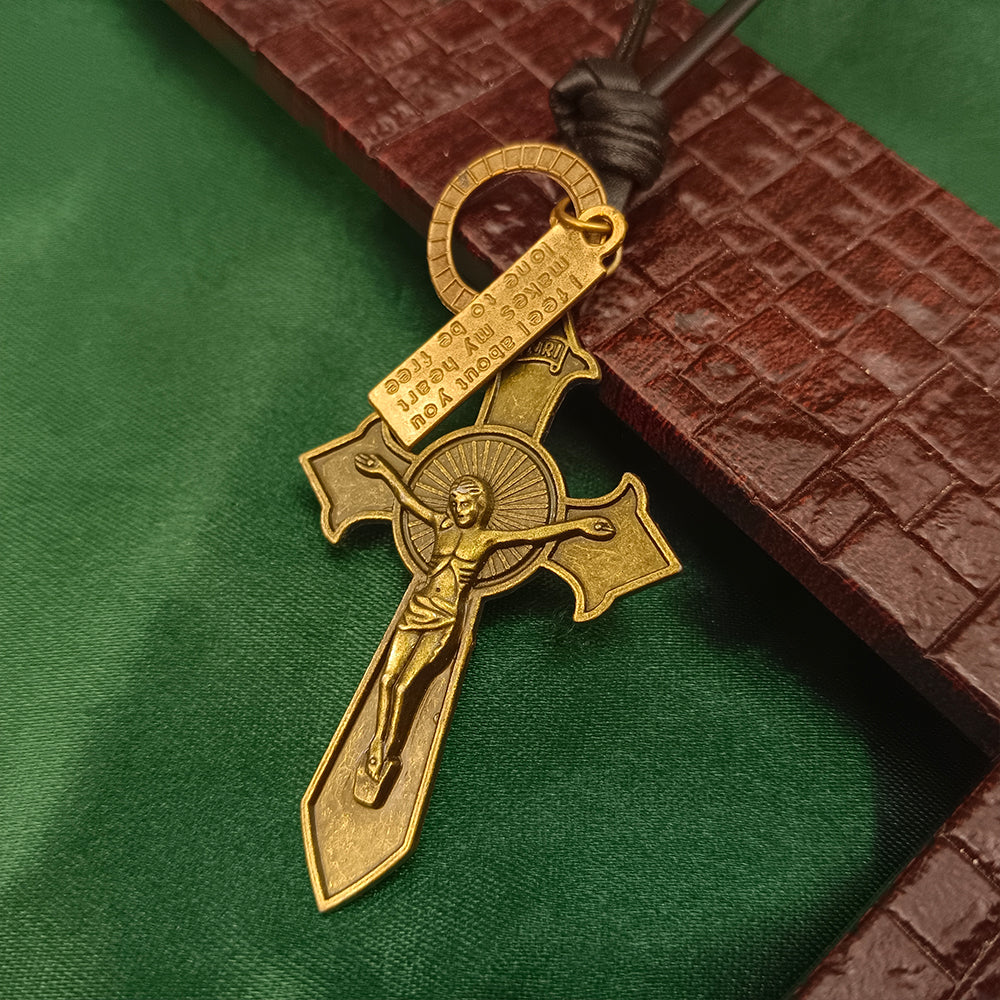 Urthn Cross Sign Thread Pendent For Men