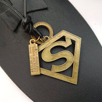 Urthn Superhero Superman Thread Pendent For Men -1405231