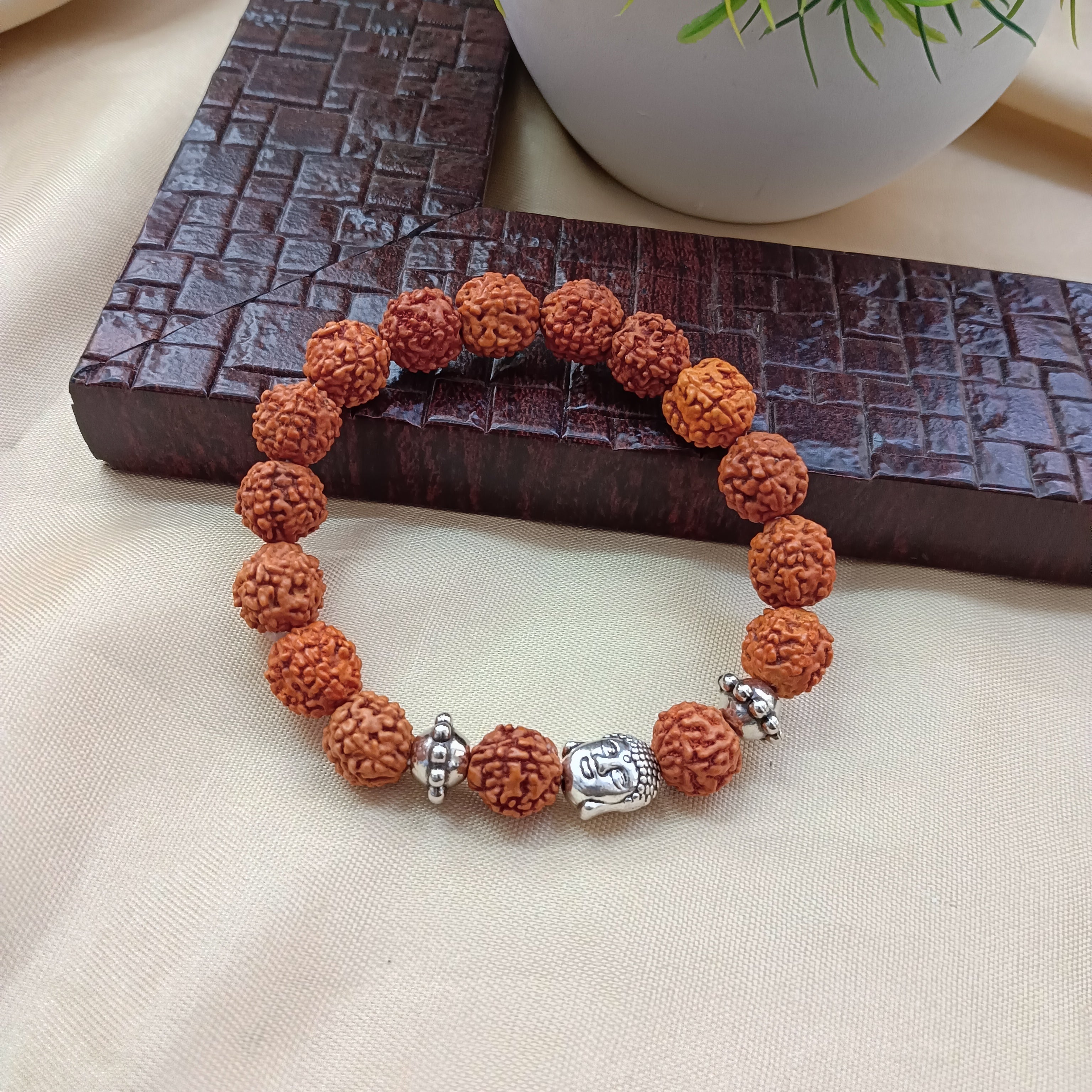 Urthn Spiritual Rudraksha Buddha Charm Bracelet (Pack of 6)