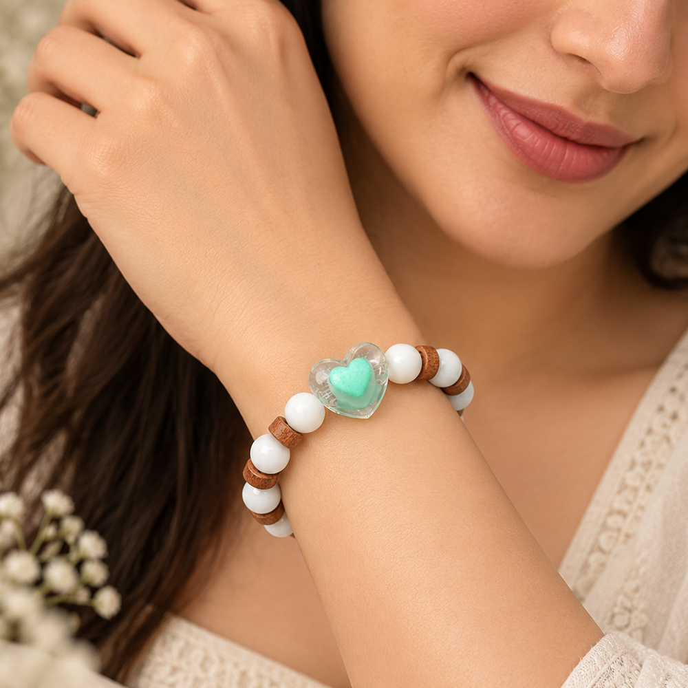 Urthn White Beaded Bracelet with Heart Charm & Wooden Bead Accents(Pack of 12)