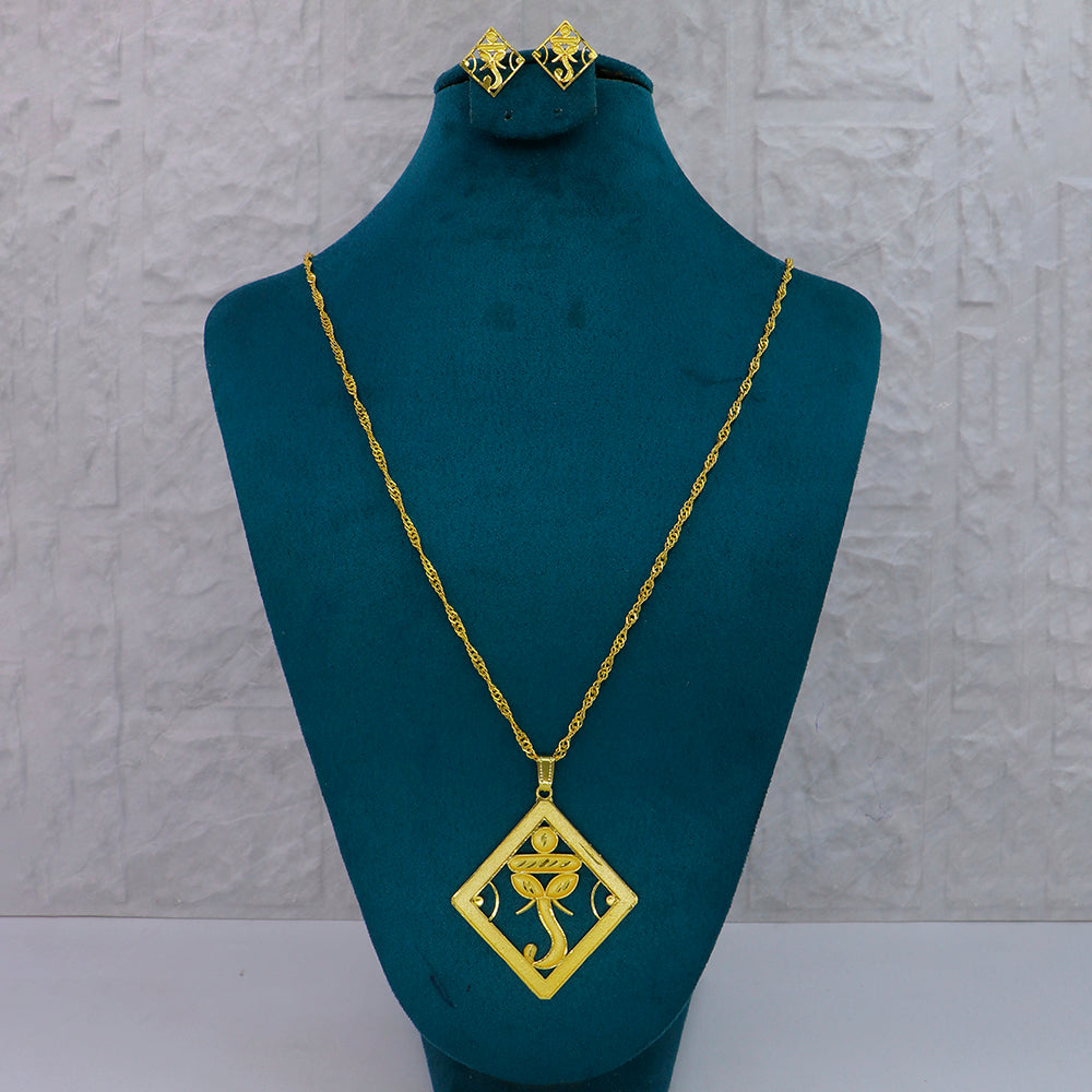 Mahavir Dye Gold Plated Designer Chain Pendant Set (Pack of 6)