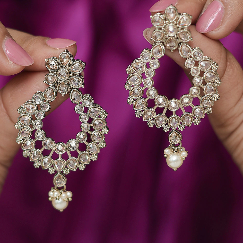 Saloni Fashion Jewellery Graceful Pear and Flower Design Gold Plated Green Kundan Stone Chandelier Earring For Women and Girls