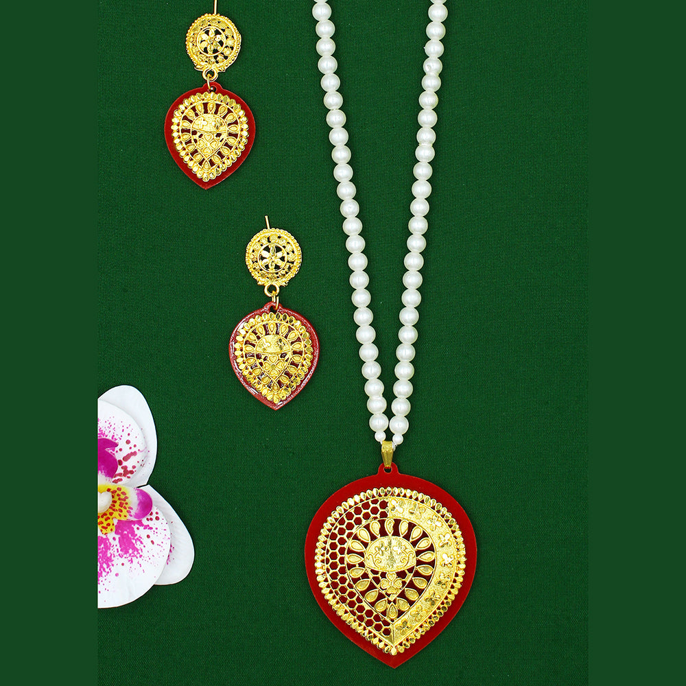 Mahavir Dye Gold Plated Pendent Set