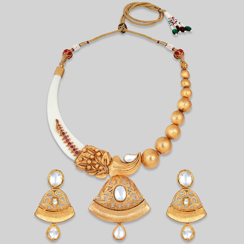 Asmitta Gold Plated Kundan Necklace Set